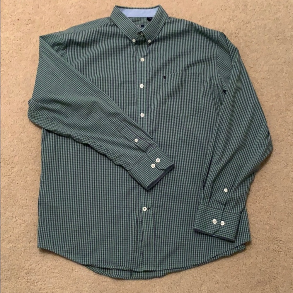 Izod Men’s Dress Shirt